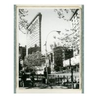 New York_Madison Square_Flatiron Building (2006_04_26)